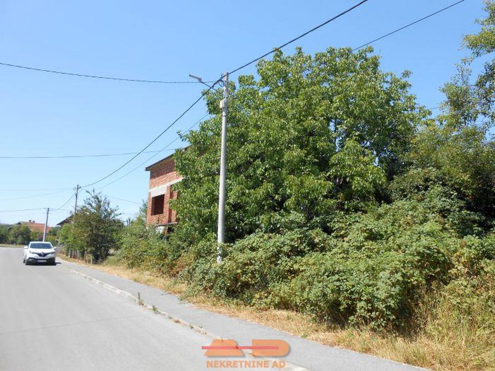 Masivna, nedovršena, Grubišno Polje! — fotografija 4