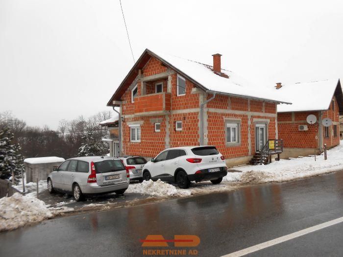 Novija kuća sa okućnicom u Batinjanima!