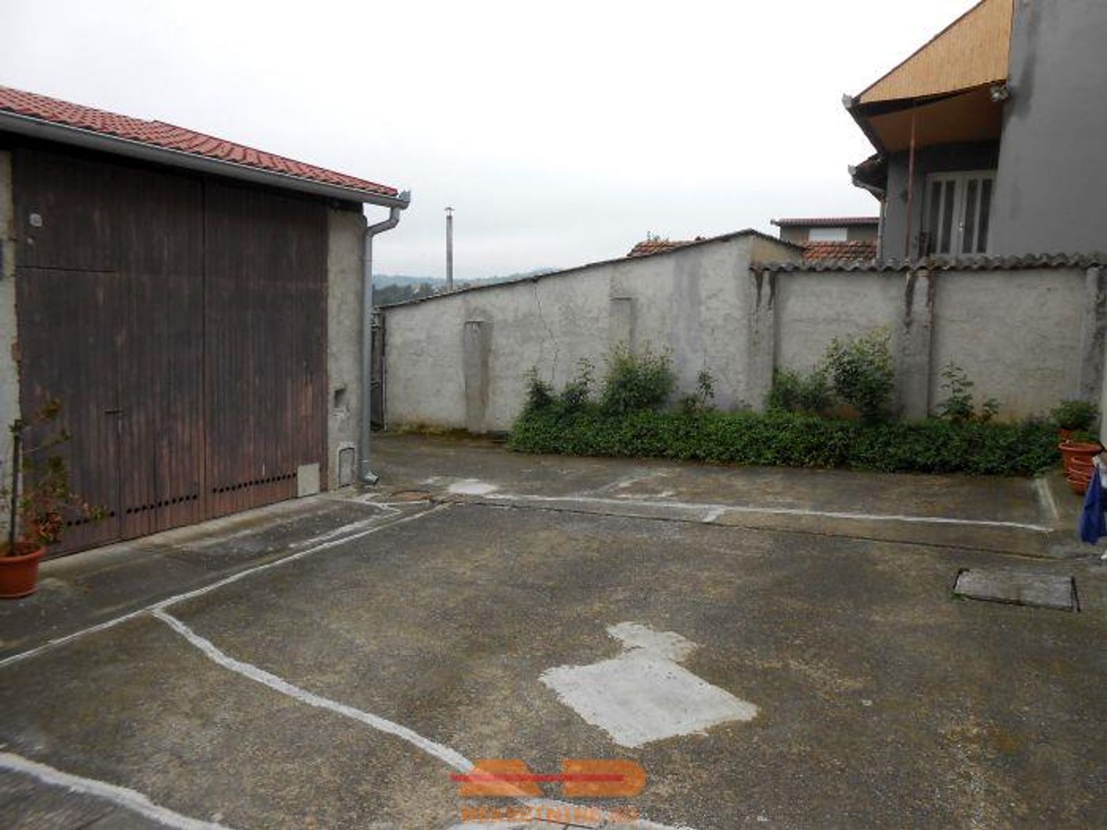 Renovirana, 2 garaže, prostrana parcela! — fotografija 4