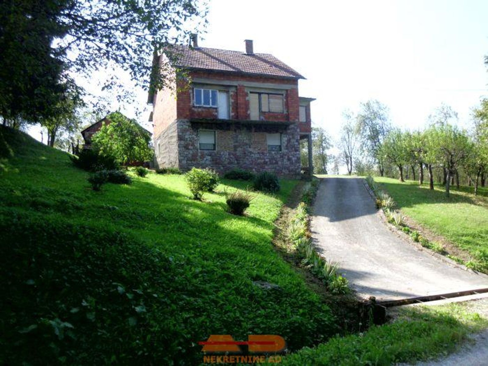 Kuća + farma + okućnica, u prirodi, Vrbovac!
