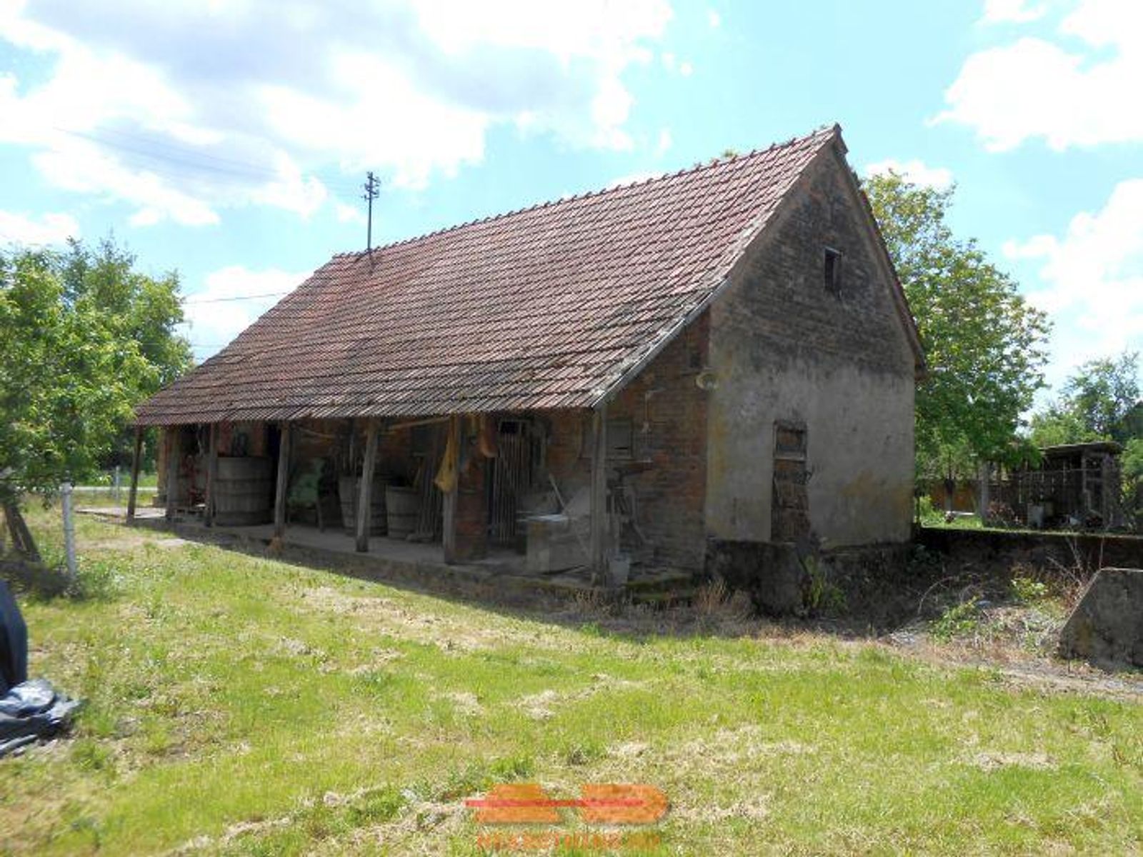 Imanje u Treglavi- kuća, objekti, zemljište! — fotografija 7