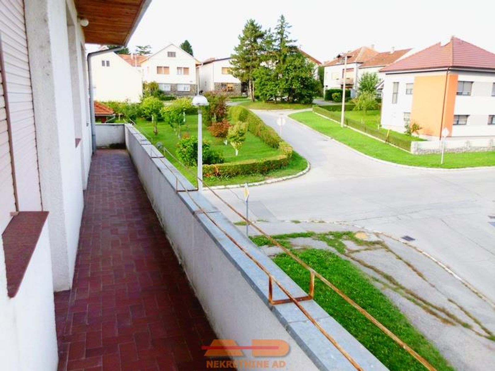 Poslovno- stambeni objekt, npr. za Starački dom! — fotografija 13