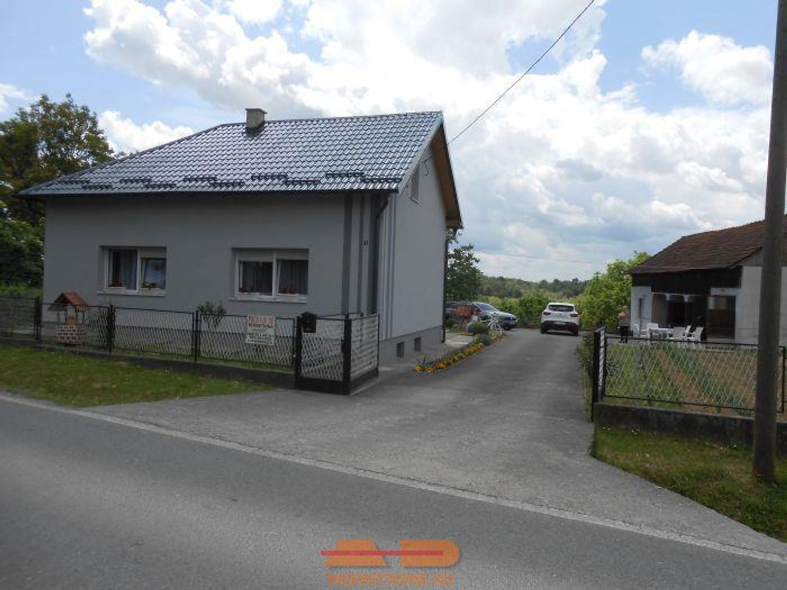 Renovirana- krov, fasada, stolarija, G. Daruvar! — fotografija 4