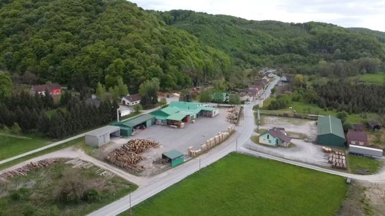 Uhodana pilana sa objektima, strojevima...!