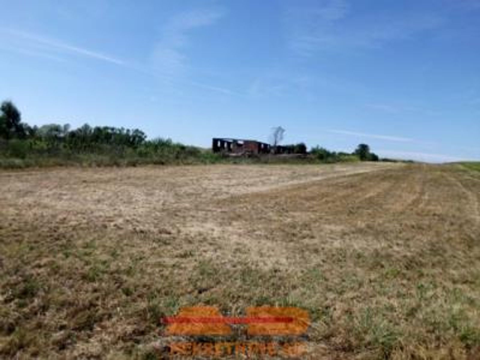 Nedovršen objekt 270 m2, 2 jutra zemlje, Pehovac — fotografija 1