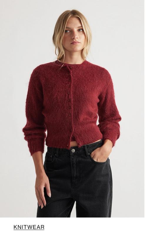 KNITWEAR