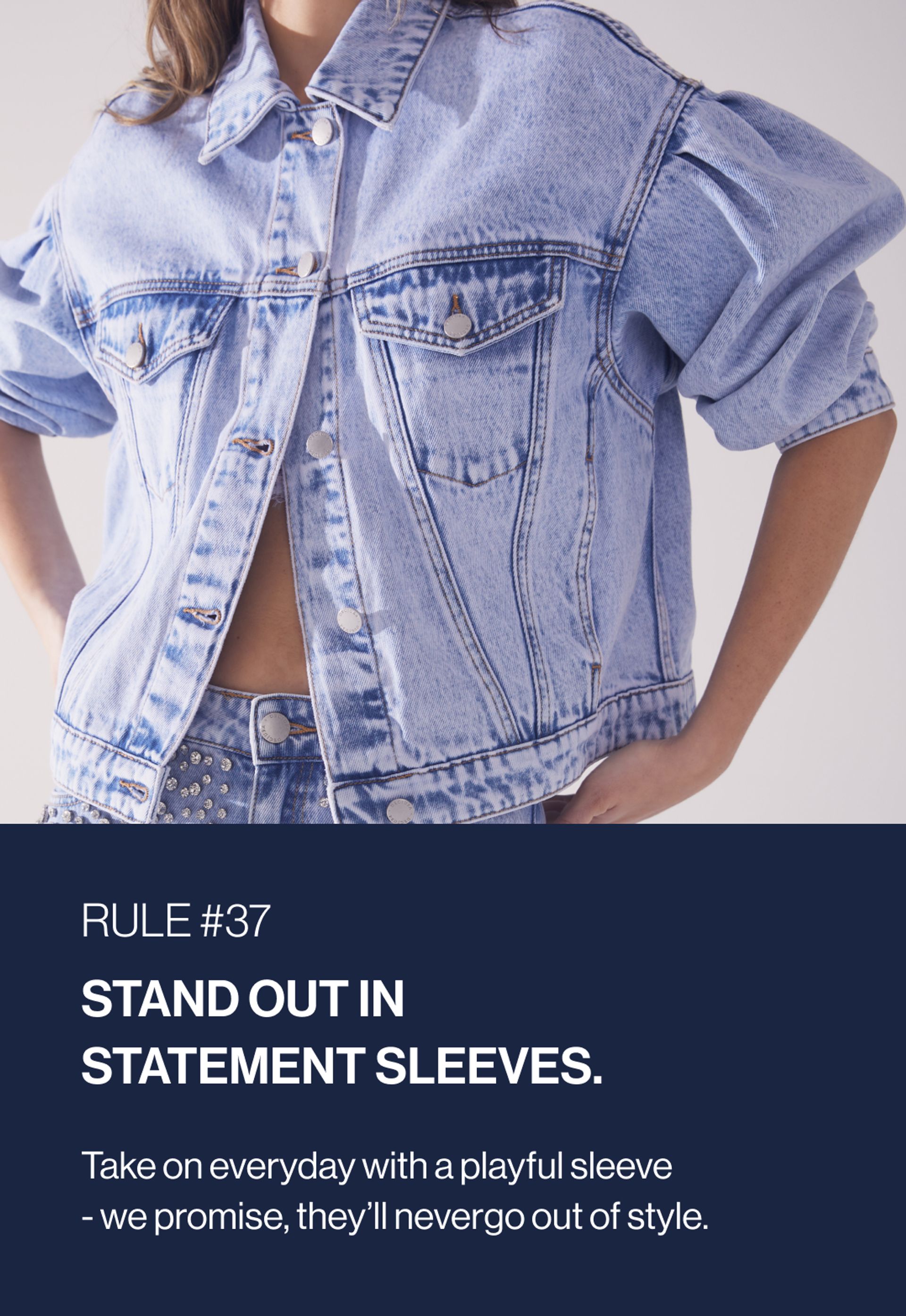 STATEMENT SLEEVES