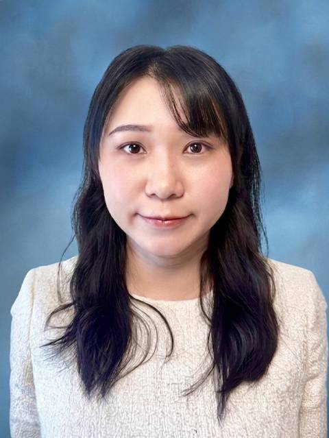 Ms Tracey Ng