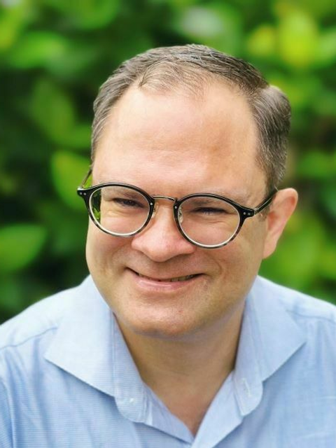 Mr Gregory Paul Stenta