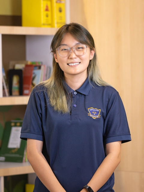 Ms Shenyi Liang (Scarlett)