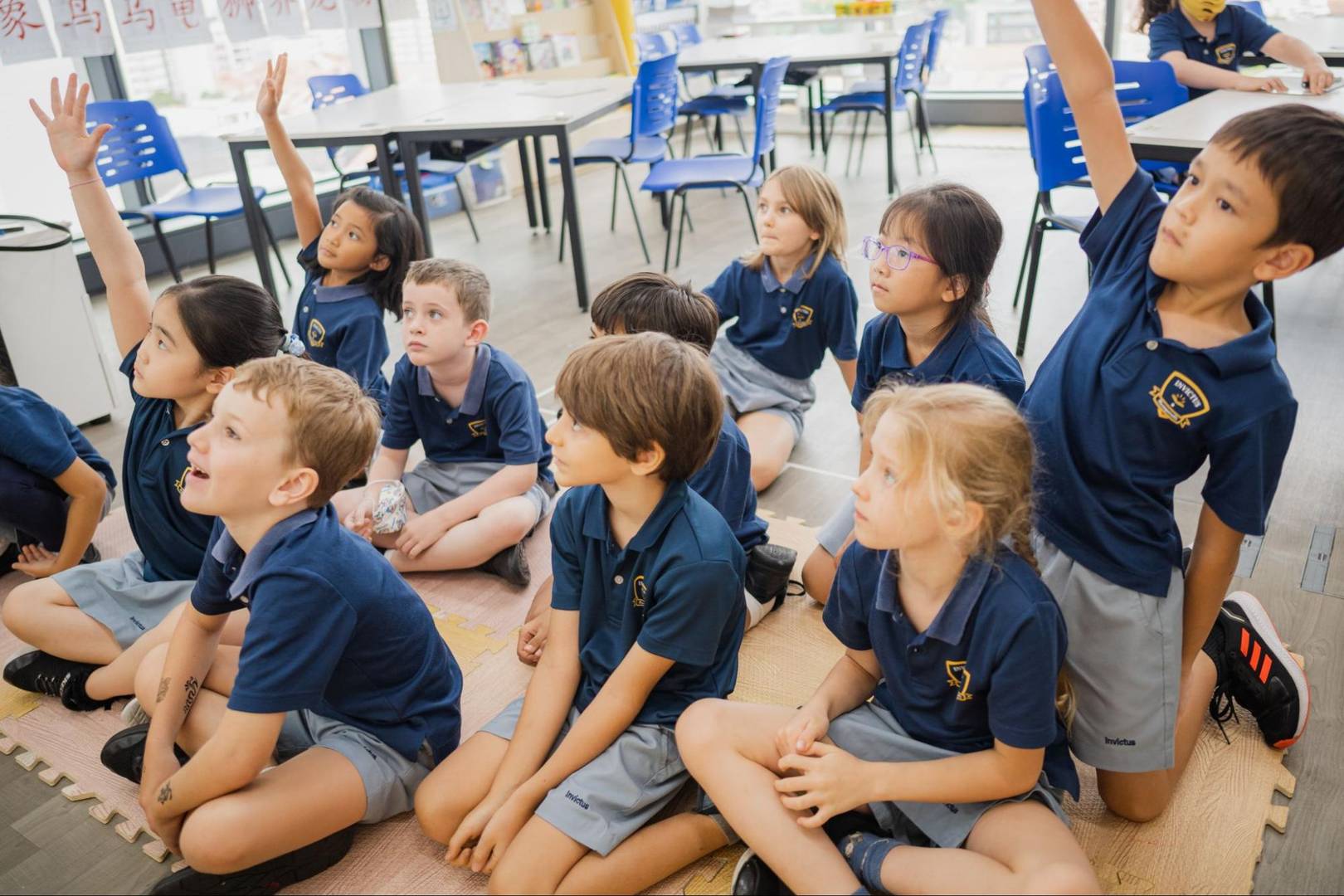 invictus_students_asking_question