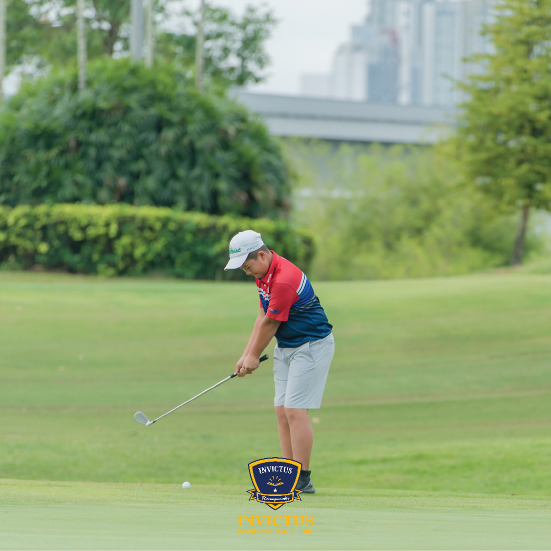 Invictus Student Golfing