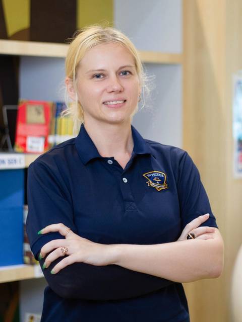 Ms Svetlana Demyanova (Lana)