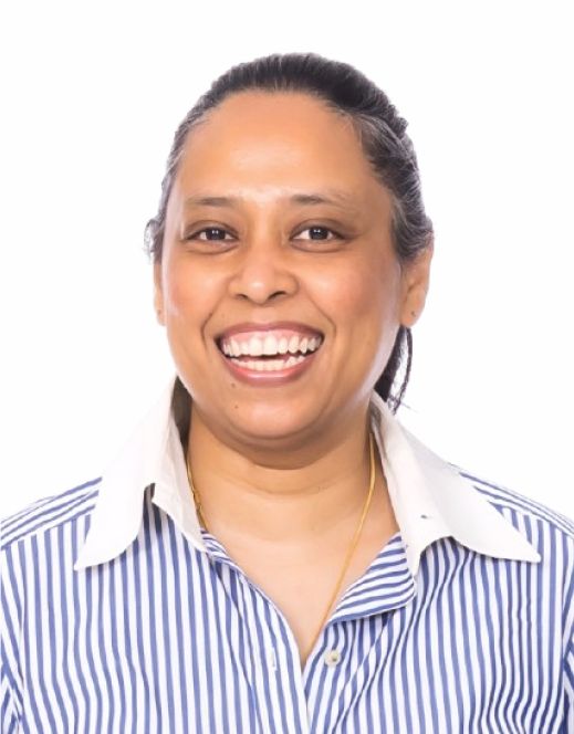 Miss Claudia Joachim