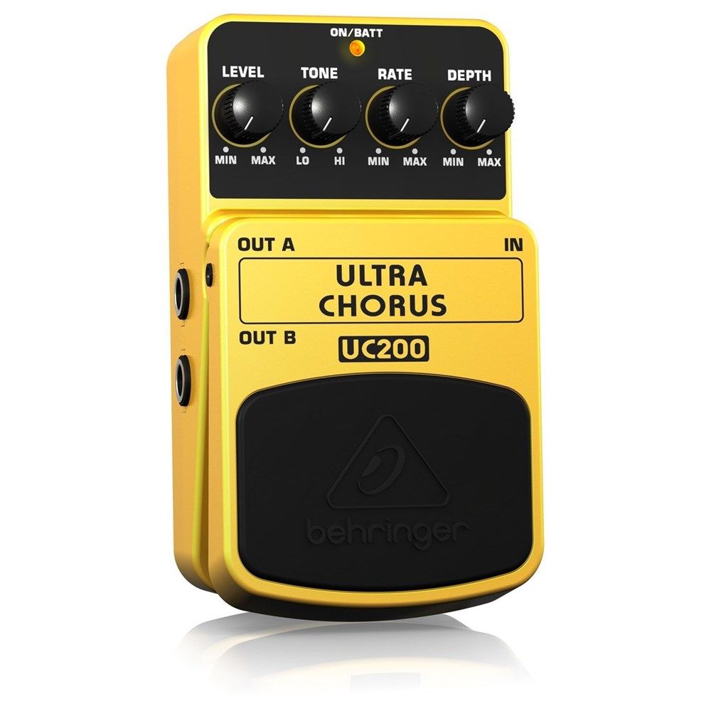 Behringer Vintage Delay VD400 Vintage Analog Delay Effects Pedal