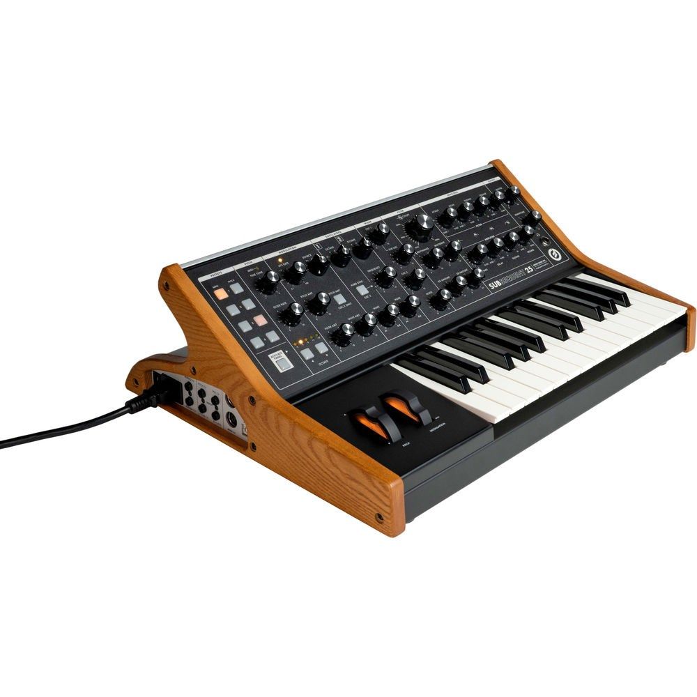 Moog Subsequent 25 Analogue Synthesizer | Store DJ