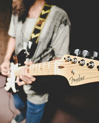 How to Choose an Electric Guitar