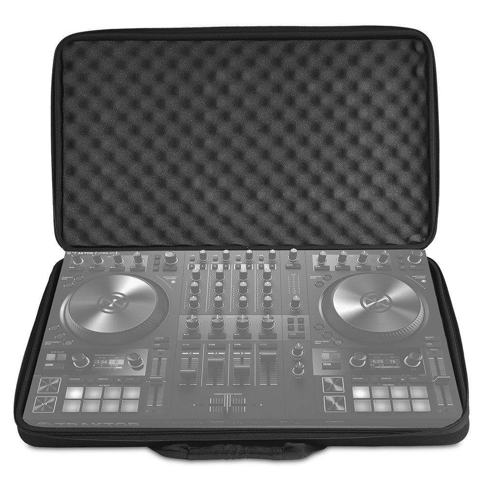 DJ機材 Traktor Kontrol S4 Mk3 + UDG Case d943cb3c6f139fec184046fe4c03f5