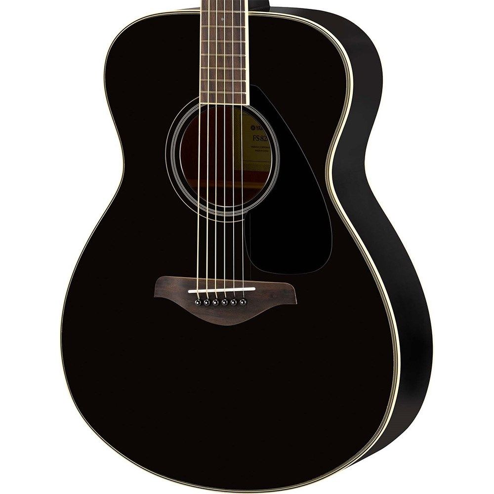 Yamaha FS820 Concert-Size Acoustic Guitar w/Solid Spruce Top (Black)
