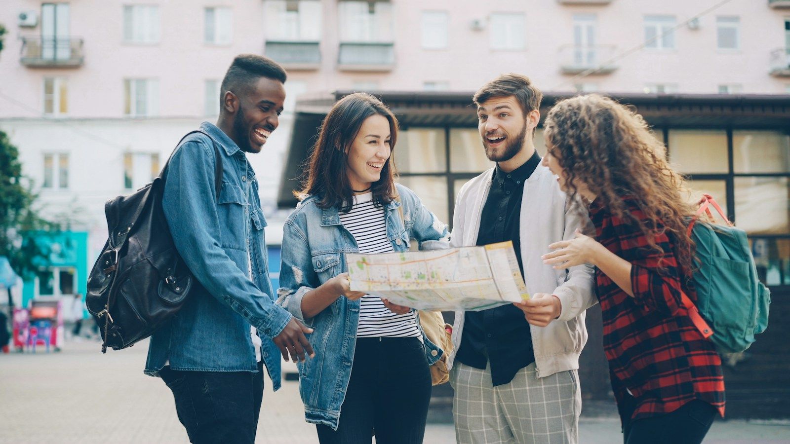 Gruppenurlaub planen: So stimmt ihr euch vor der Buchung ab