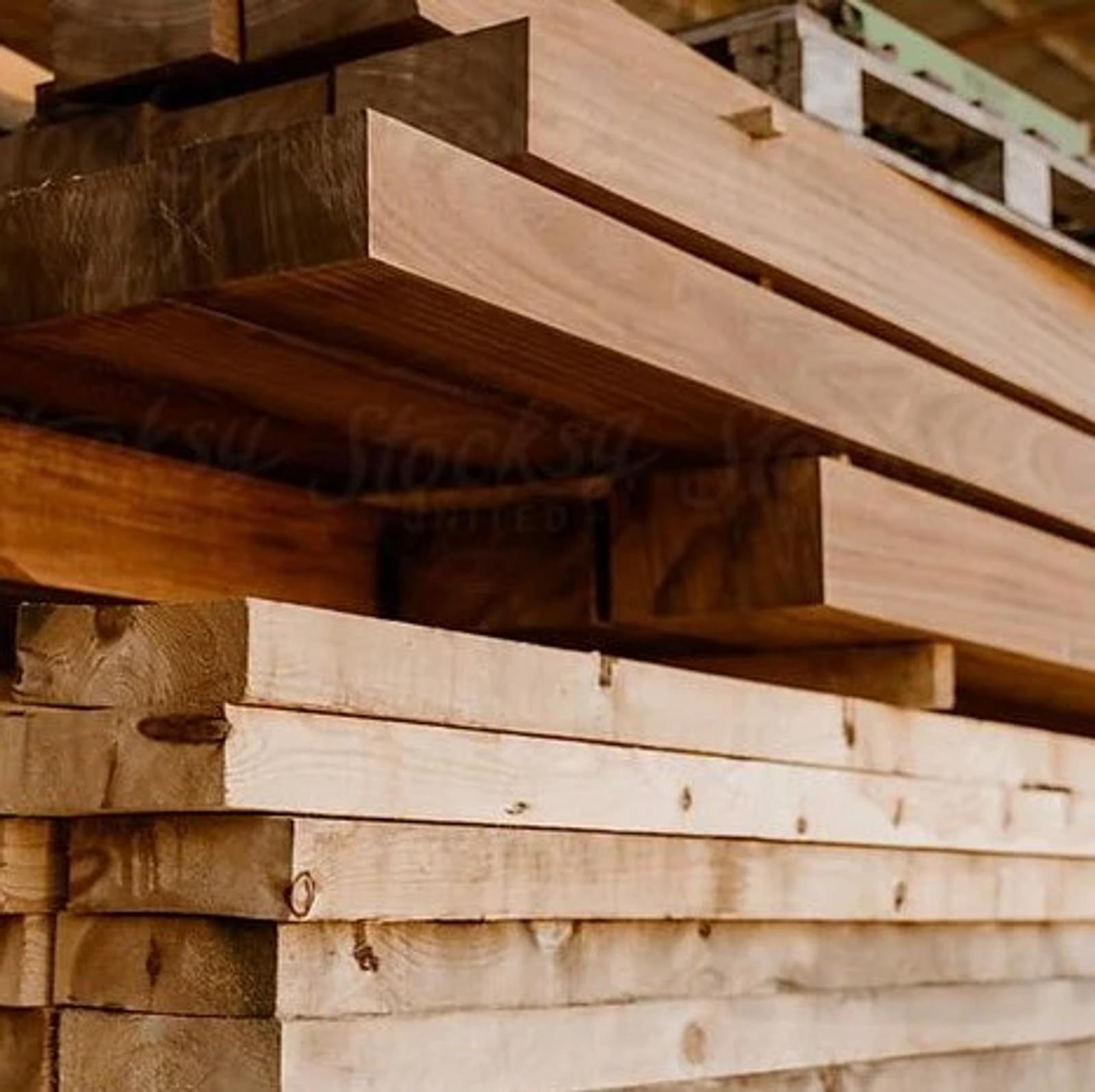 Stacked lengths of sawn timber in a lumber yard