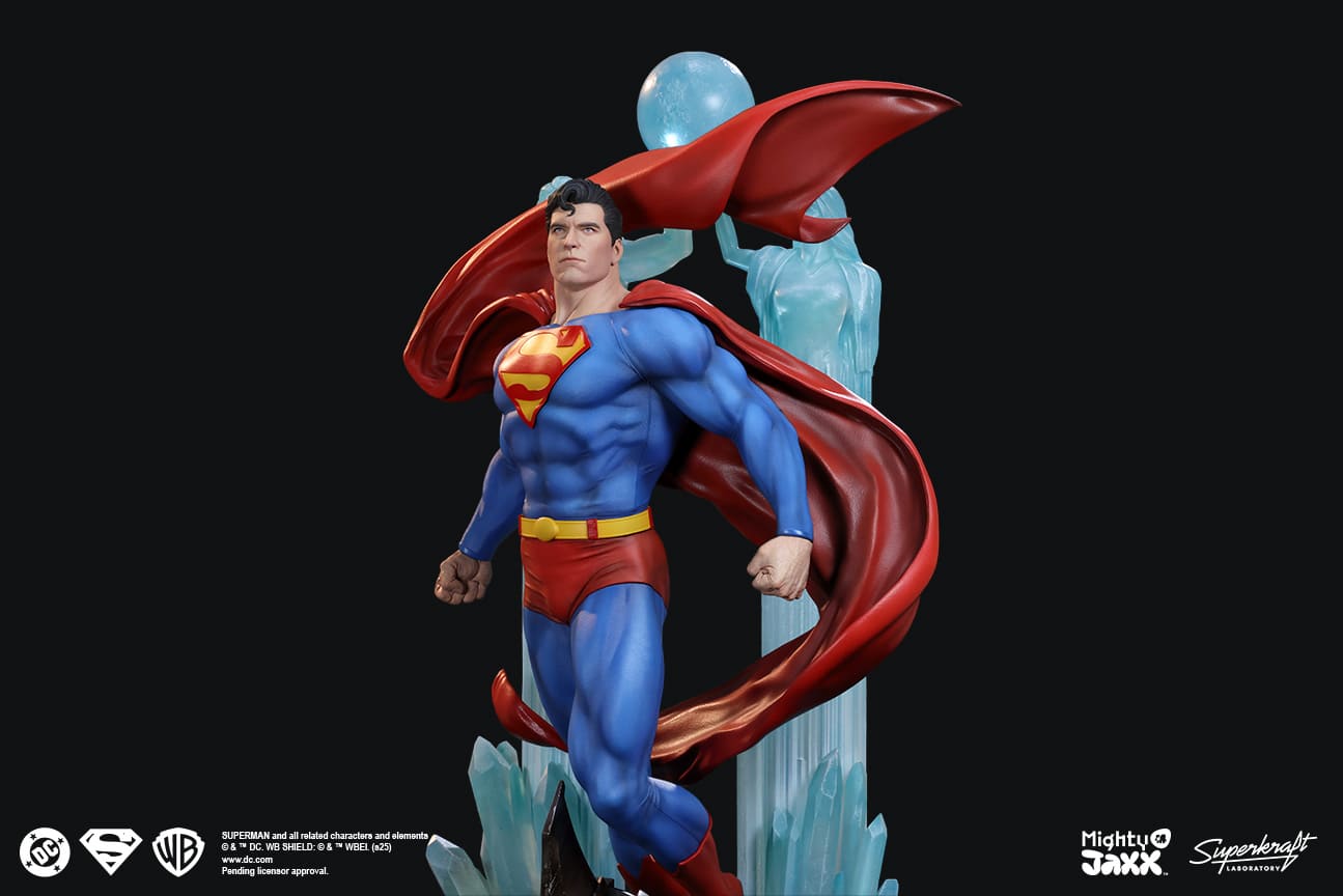 Superman: Birth of Hope – Limited Edition Statue | Superkraft