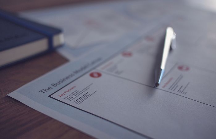 Turn marketing plans into coordinated execution