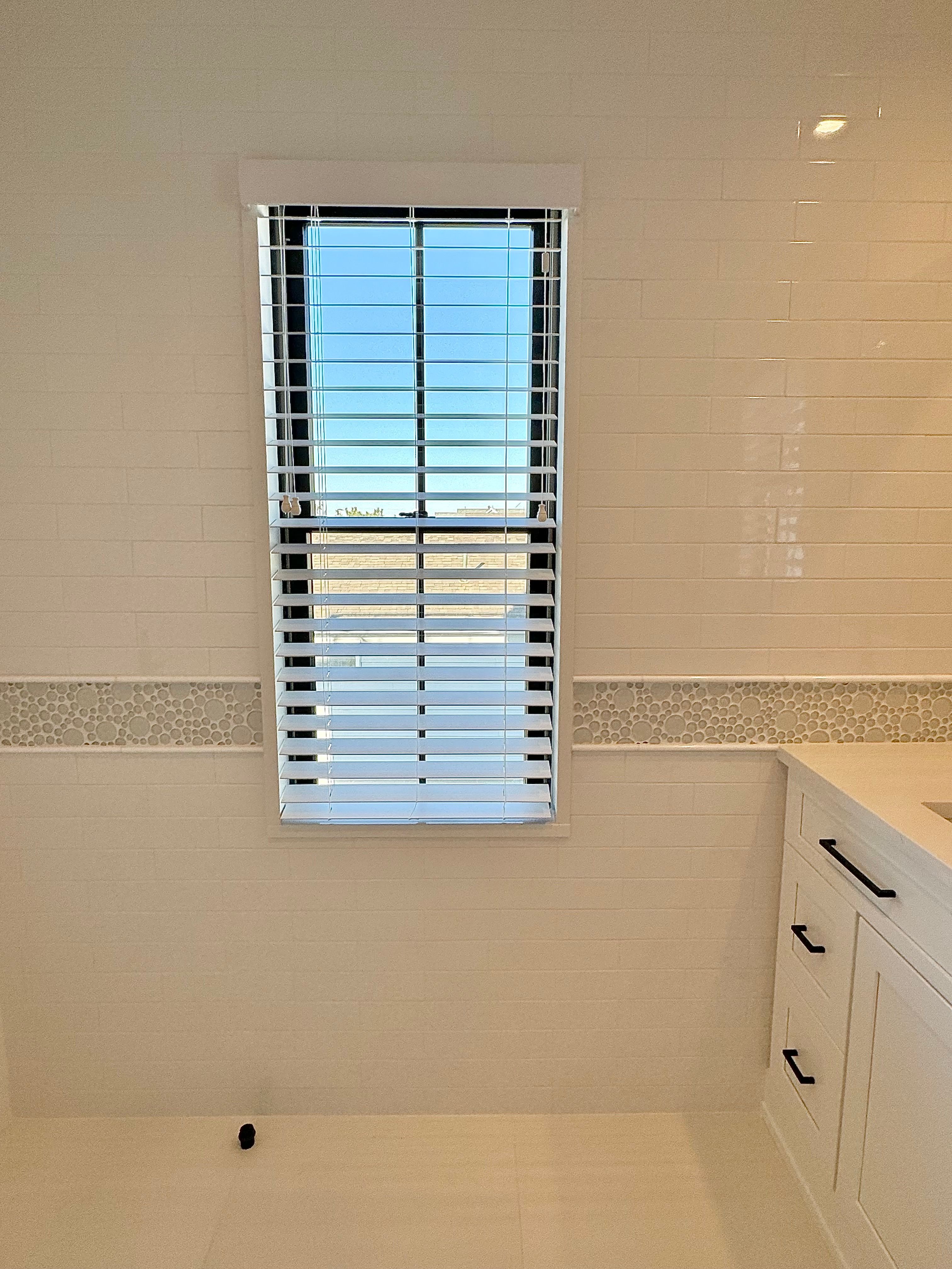 image,Blinds,Faux Wood Blinds