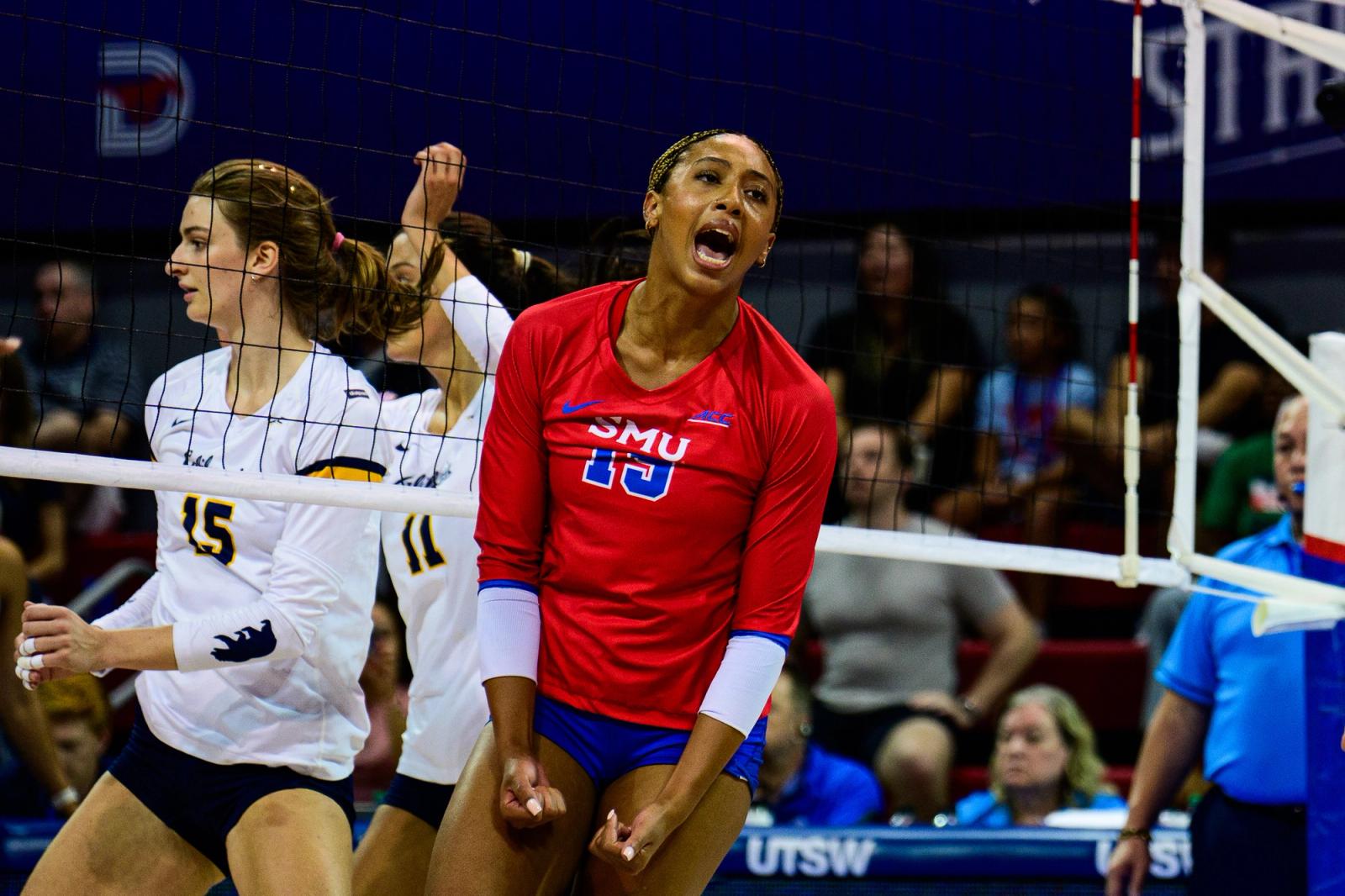Photo Credit: Luis Revilla Mata/Undrafted — SMU #15 celebrates a point against Cal at Moody Coliseum