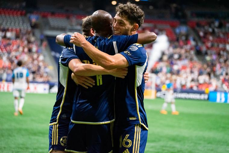 Sporting Kansas City's Winning Streak Ends in 2-1 Defeat to Vancouver Whitecaps