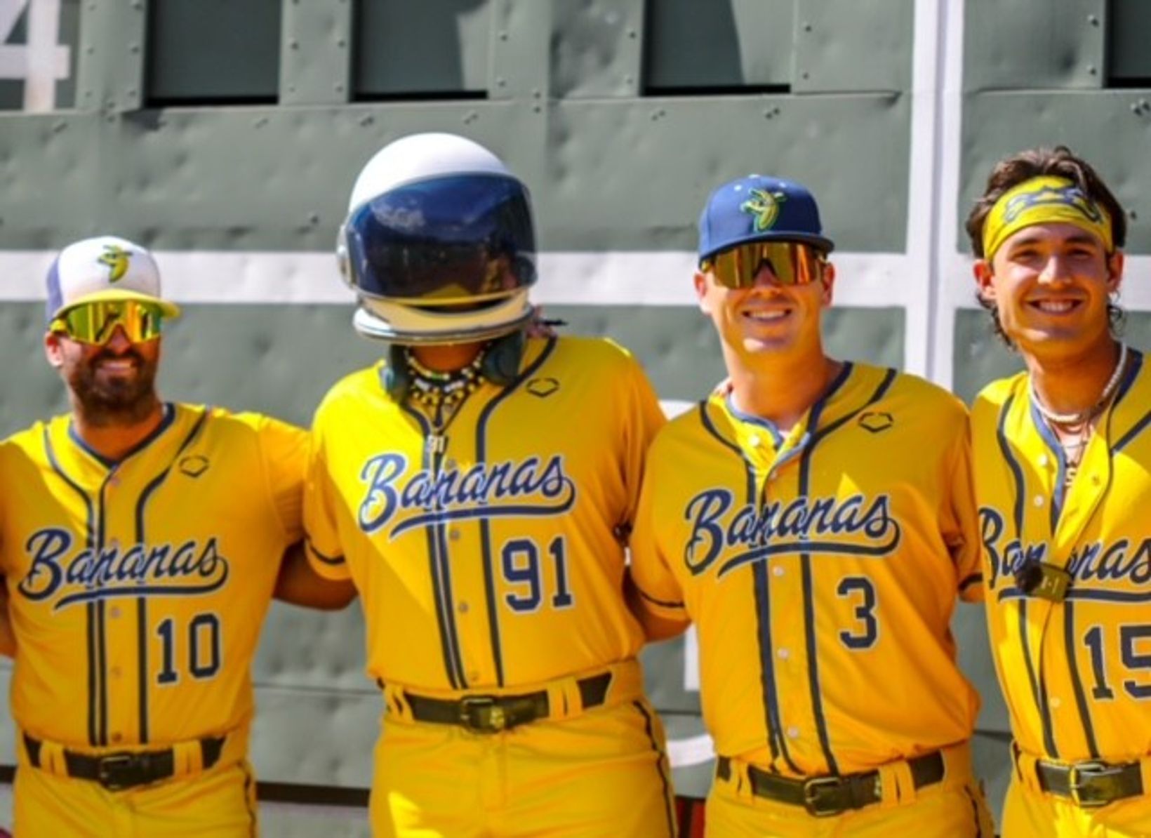 Savannah Bananas Dazzle 37,000 Fans at Fenway Park: A Night to Remember