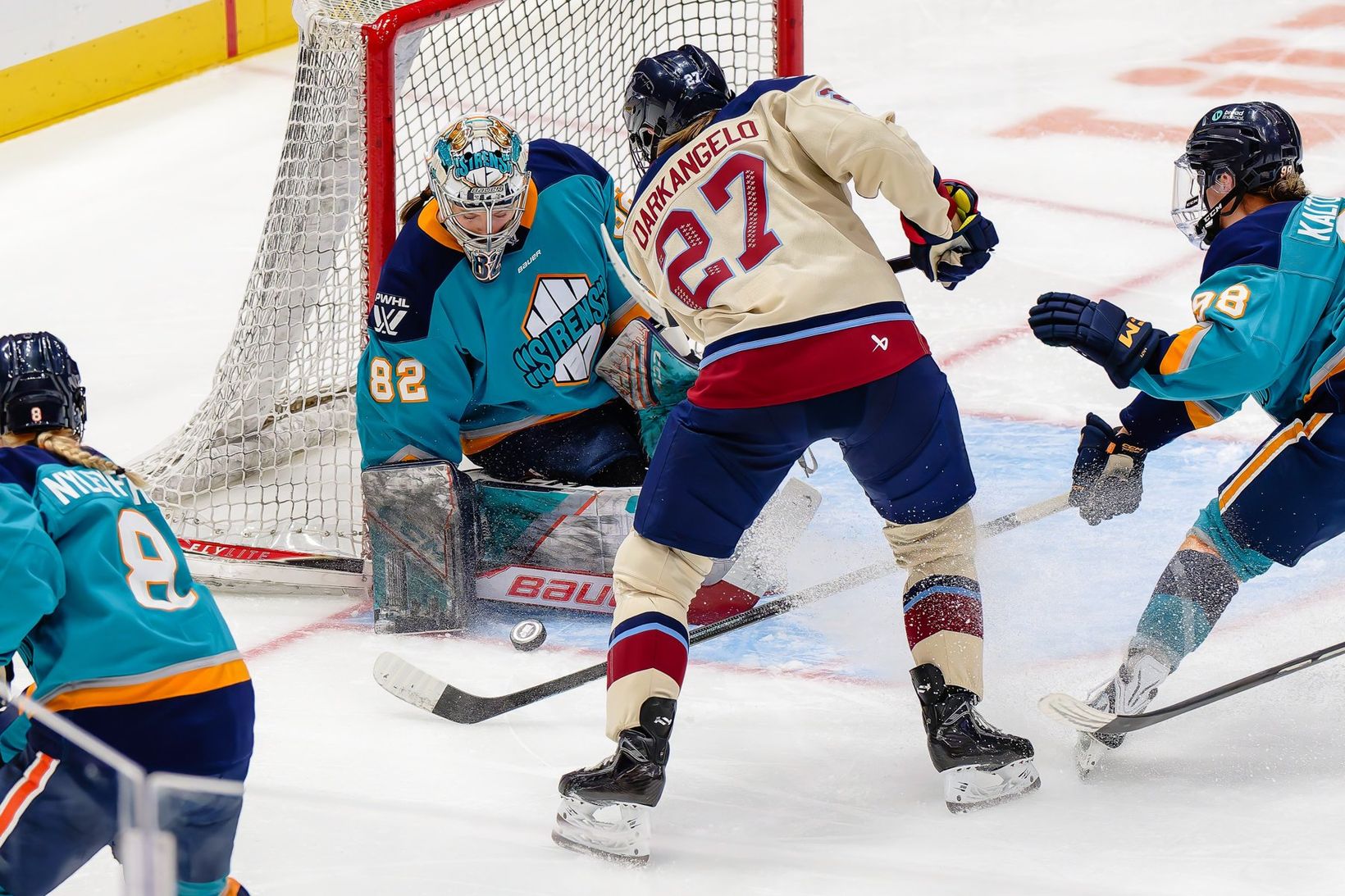 Montreal Victoire at New York Sirens — Photo Credit: Robert Raymer/Undrafted