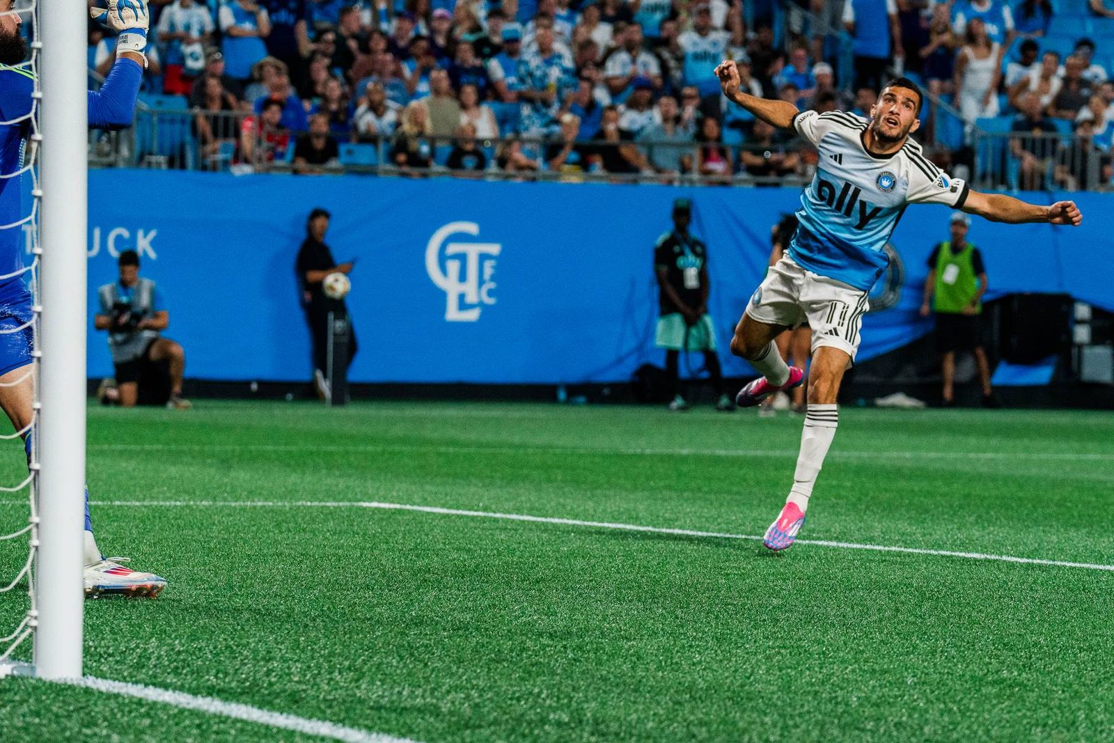 Sarah Shuster/Undrafted