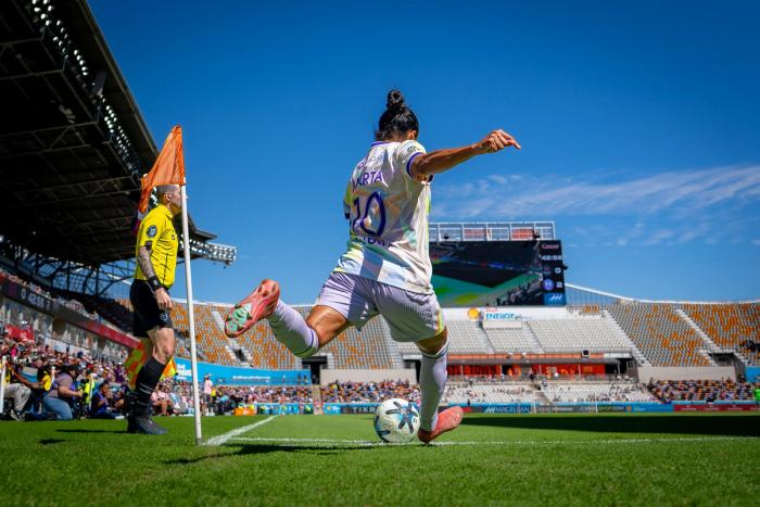 Houston Dash v Orlando Pride - October 18 (Photo: Arturo Rosales Sevilla)