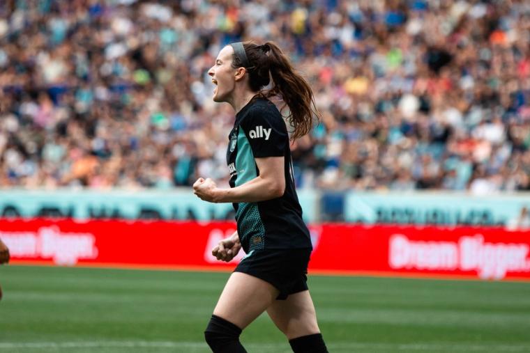 Rose Lavelle's Late Goal Secures Gotham FC's Third Straight Victory Over Angel City FC