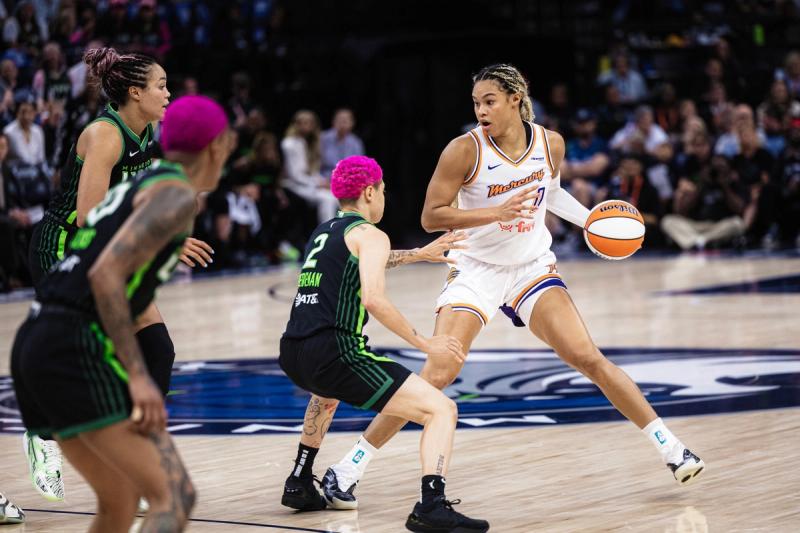 Courtney Williams Sparks Second-Half Surge as Minnesota Takes Game 1