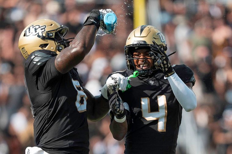 Knights Flex in 34-9 Statement Win at the Bounce House