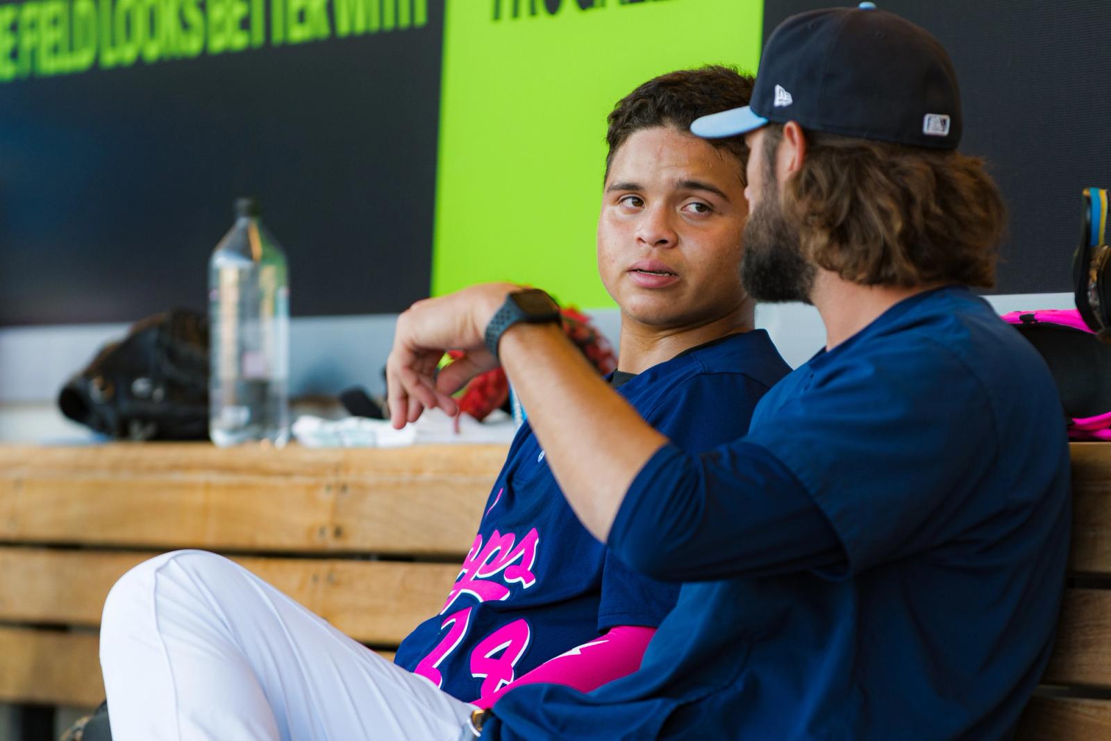 In-game moment — Everett AquaSox vs Hillsboro Hops — Photo Credit: Aaron Leopold/Undrafted
