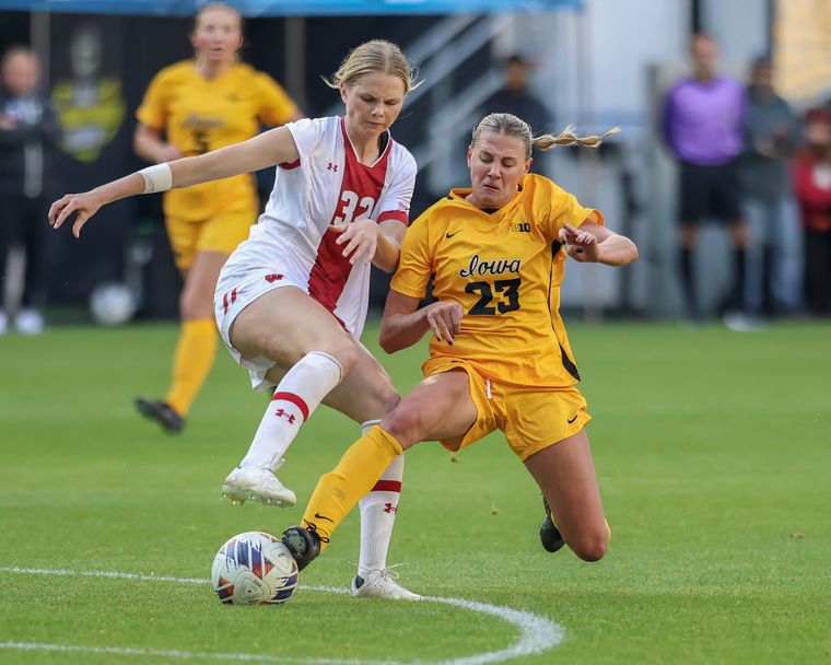 Big Ten Women's Championship: Iowa 1, Wisconsin 0 - Visual Recap