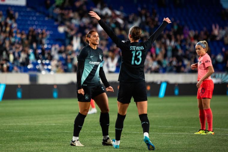 Gotham FC Prevails with Lone Goal in Defensive Battle Against North Carolina Courage