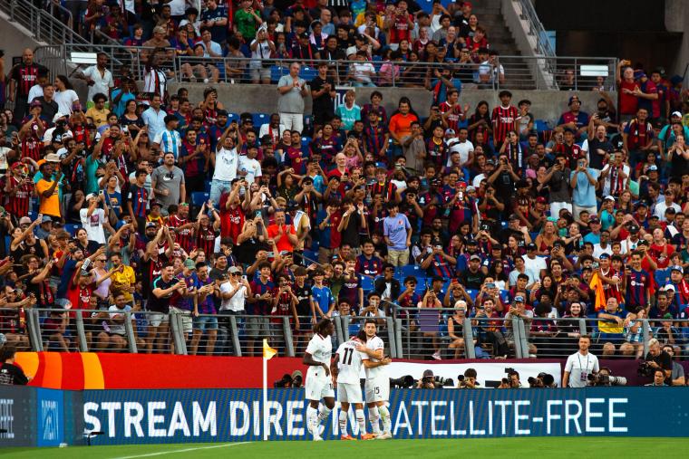 AC Milan Edges Barcelona in Thrilling Shootout at M&T Bank Stadium