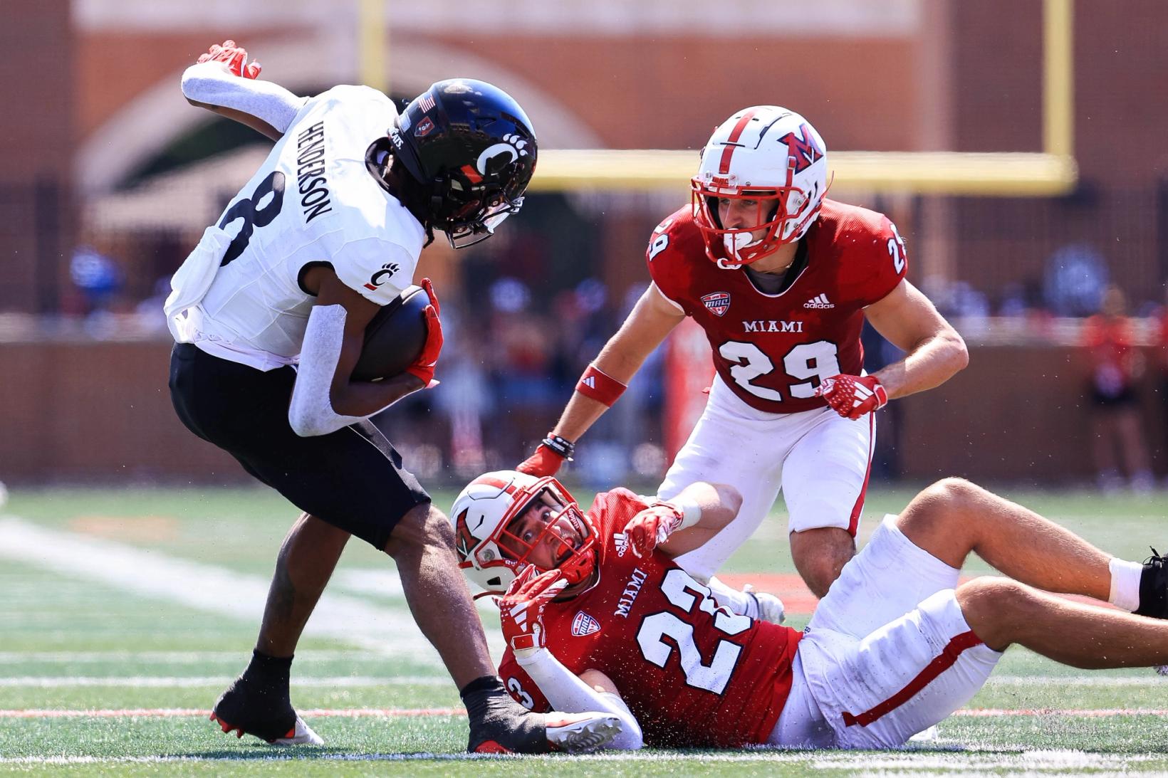 Cincinnati Bearcats Prevail in 128th Battle for the Victory Bell, Defeat Miami 27-16