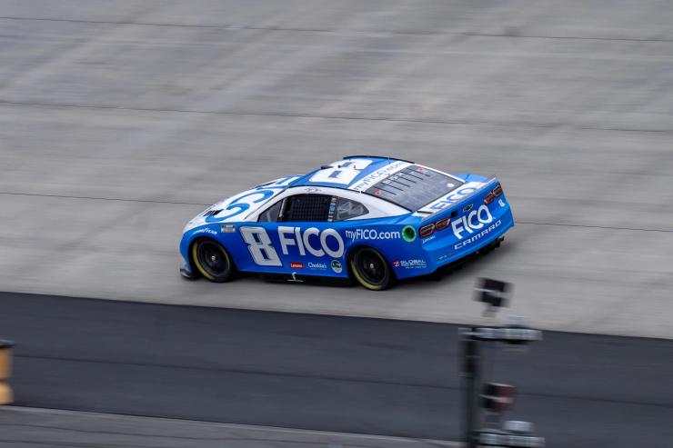 Dover Speedway's Drama: Practice and Qualifying Challenges Ahead of the Würth 400