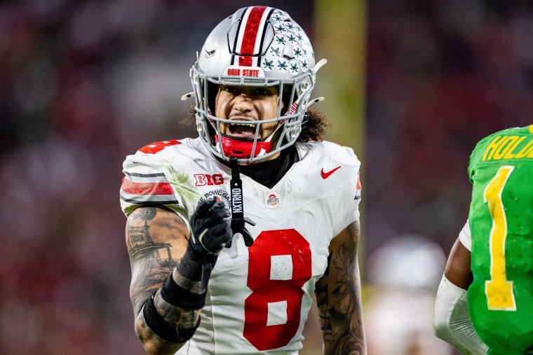 Ohio State Dominates Oregon in 2025 Rose Bowl, Advances to CFP Semifinals