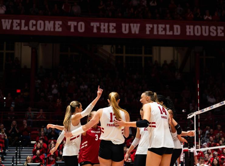 Wisconsin Volleyball Survives Ohio State in a Five-Set Epic