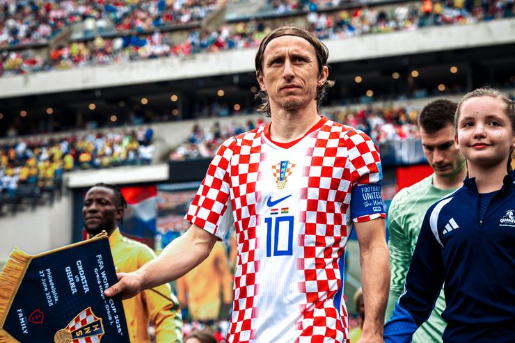 Croatia Survives the Storm: Modric's Record Assist and a Next-Generation Star Send the Chequered Ones to the Round of 32