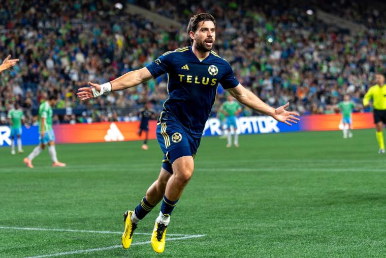 Sounders Clinch Playoff Spot in 2–2 Draw with Whitecaps