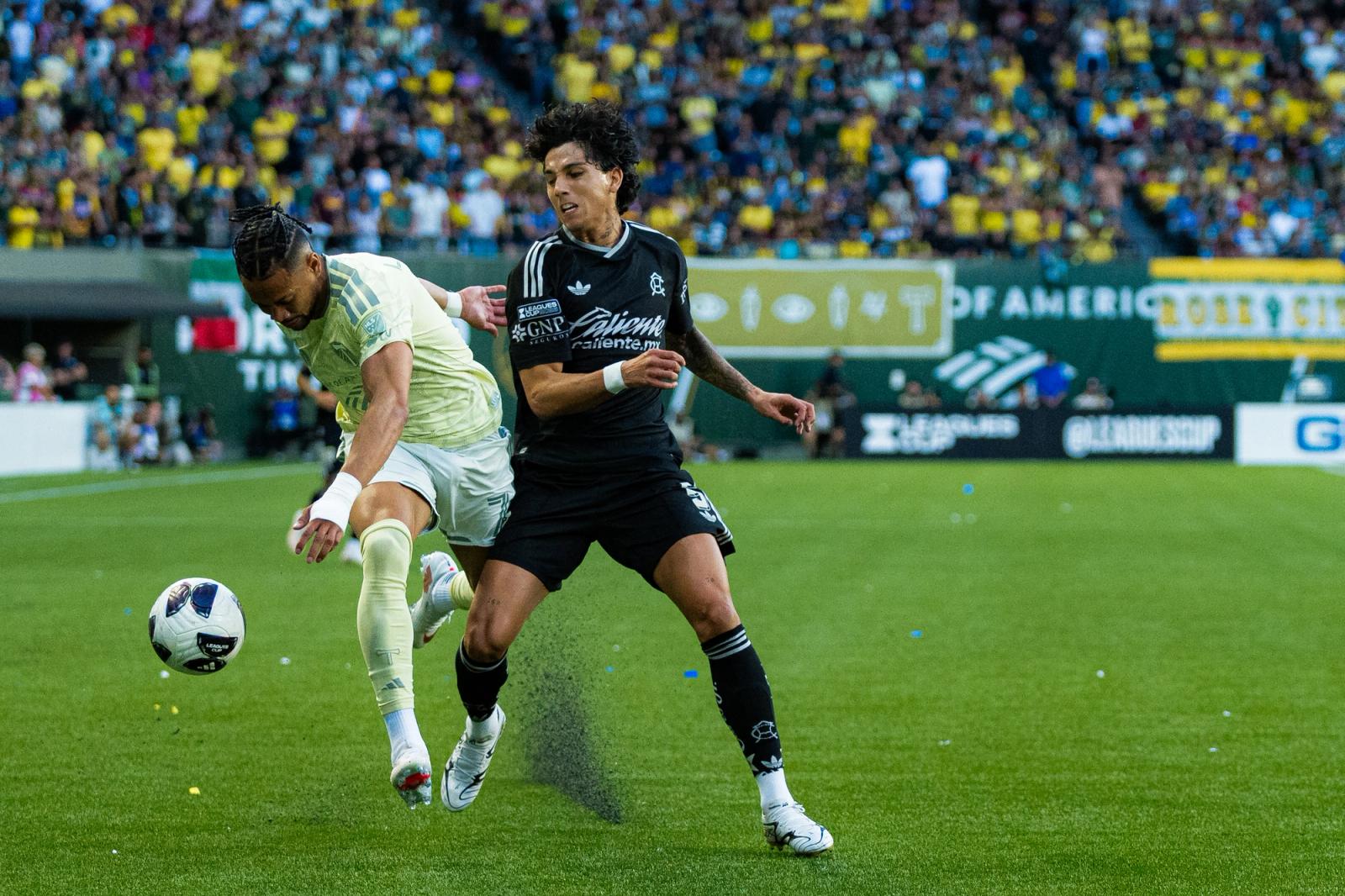 Leagues Cup intensity America vs Timbers — Photo Credit: Aaron Leopold/Undrafted