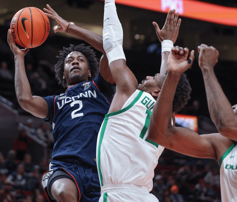UCONN Men's Basketball Team Endures Accommodation Nightmare in Las Vegas