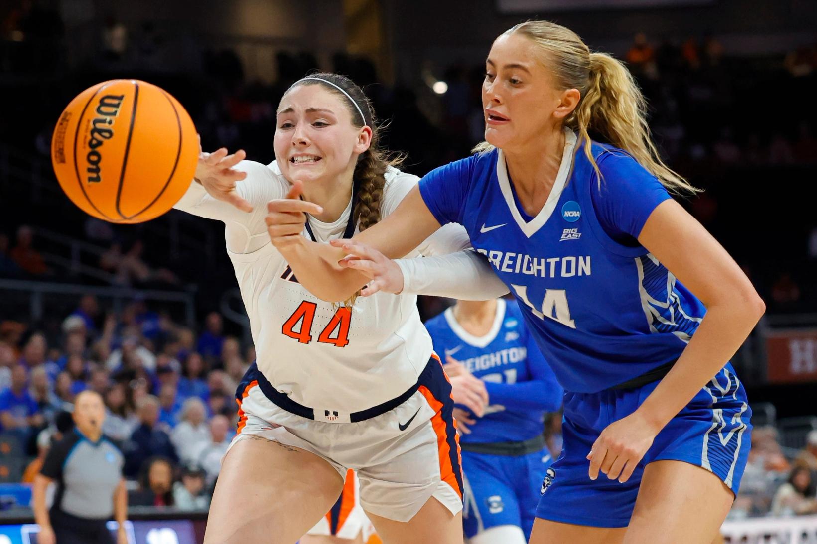 Illinois Ends 24-Year Drought with Statement NCAA Tournament Victory Over Creighton